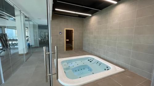 Intermobiliaria Rentals - South Bay III PH