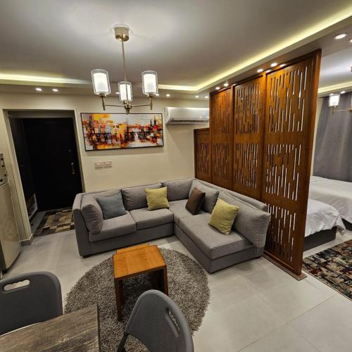 Χώρος καθιστικού στο luxury Studio Hotel level at an affordable price
