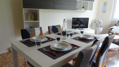 Μια τηλεόραση ή/και κέντρο ψυχαγωγίας στο Casa Vacanze da Emanuela