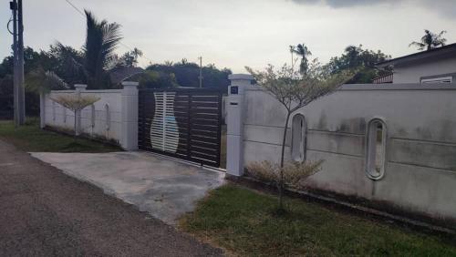 Zahrada ubytování Homestay Villa Dayang Umbai Melaka