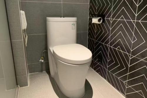 Un baño de In Now Panorama Hotel - Seven Star Cave East Gate