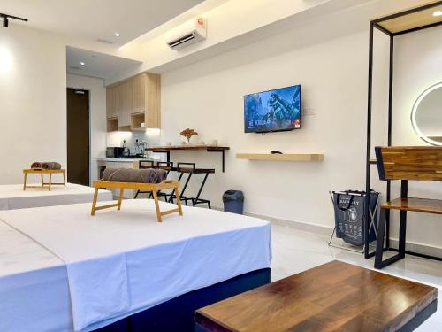 Η κουζίνα ή μικρή κουζίνα στο Hush Inn at Sutera Bay Kota Kinabalu