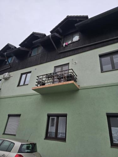 アパートメントが所在する建物