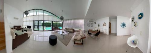 Area soggiorno di Villa 4 Rooms, Swiming Pool Pink