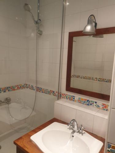 Photo de la galerie de l'établissement Joli nid Lumineux Idéal Famille, La Plaine Cours Ju, à Marseille