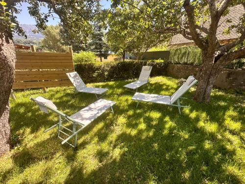 Κήπος έξω από το La Souste appartement avec jardin privatif