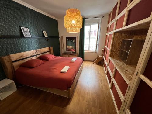 Ένα ή περισσότερα κρεβάτια σε δωμάτιο στο Le Brest loves me