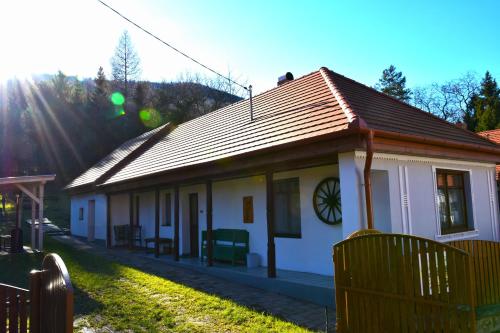 Kiskörtés Vendégház Óhuta