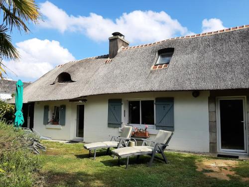 Adorable Chaumière traditionnelle plage à pied