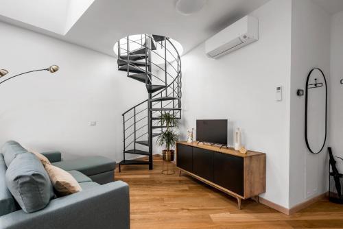 The Spiral Way - Trastevere apartment with large private terrace