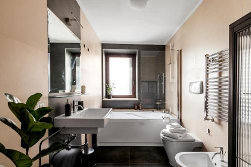 The Spiral Way - Trastevere apartment with large private terrace