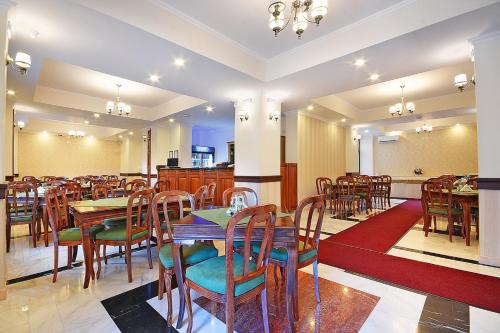 Restoran atau tempat lain untuk makan di Hotel Moldavia
