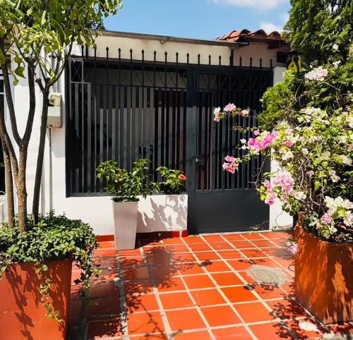 Zahrada ubytování Apartamento Loft cerca del aeropuerto