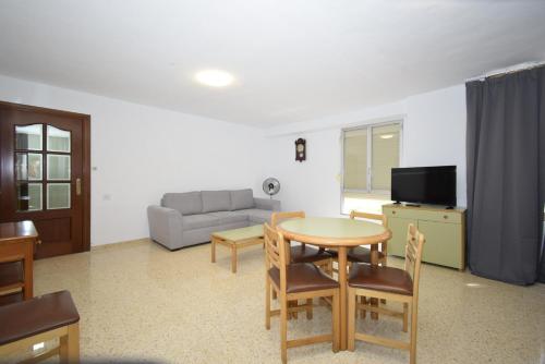 GIRASOL 4-8 - Fincas Arena