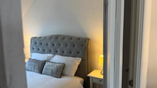 Ένα ή περισσότερα κρεβάτια σε δωμάτιο στο Top Room shared house