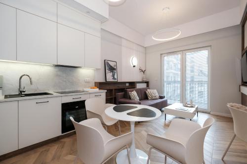Η κουζίνα ή μικρή κουζίνα στο Apartament przy Nawrot, WSZYSTKO NOWE, 550 m do Piotrkowskiej
