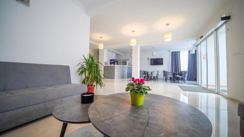 Χώρος καθιστικού στο Hotel Damar