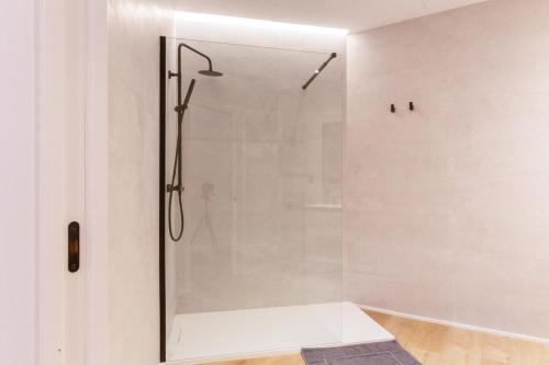 Un baño de Mestalla flats & Rut