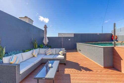 Vila Sun House AB