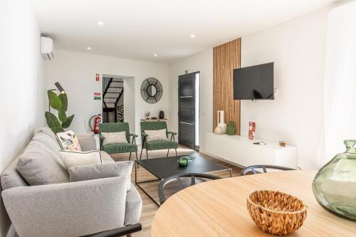 Vila Sun House AB