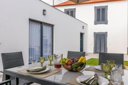 Vila Sun House AB