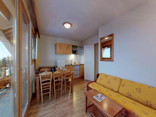 Apartment in Chamrousse near Cable Car