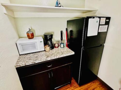 Gallery image of Treetop Condo in Yosemite-Sleeps 6-Balcony in Yosemite West