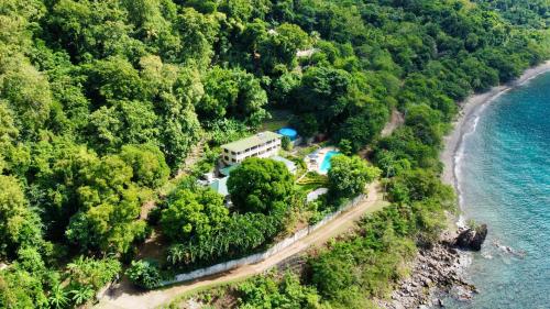 Authentic St, Lucian Experience at Prestigious Villa - Colibri Cottage villa