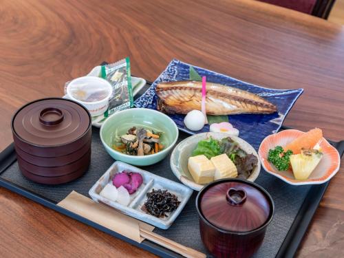 Jídlo v hotelu nebo okolí