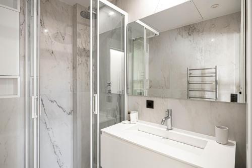 29 ANDRE - Villa Royale - Luxurious 3 bedrooms near Croisette