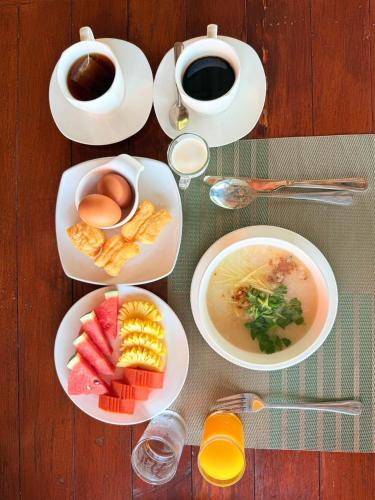 Mad på resortet eller i nærheden