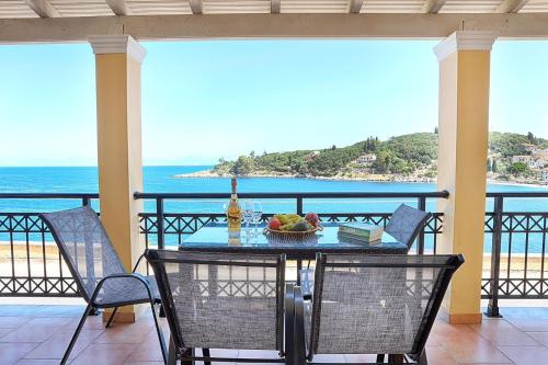 Votsalo Apartments By Kassiopi's Sea