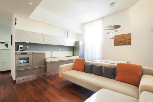 Bright Apartment in Porta Romana - Vannucci