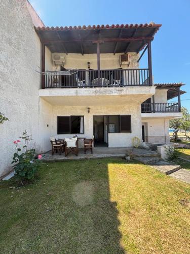 A few meters from the sea