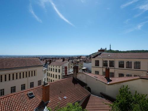 BnGo I L'Élégant I Duplex Croix-Rousse vue sur Fourvière, 2 personnes, 3ème étage sans ascenseur
