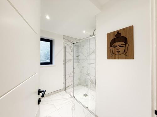 ハンティンドンにある2 Bedroom Duplex's in Huntingdon - Built for Contractors & Professionals - Balcony - WiFi - Fully Equipped Kitchen - Smart TV - Ideal for Work Stays - Long Projectsのギャラリーの写真