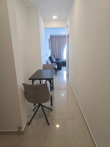 Χώρος καθιστικού στο Luxury Beachfront Apartment - Your Perfect Getaway