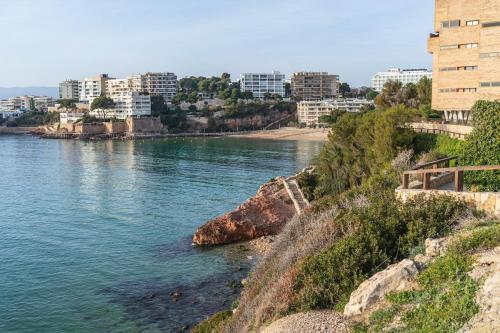 Salou Studio by Beach & Pool - AC - Free Parking