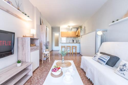 Salou Studio by Beach & Pool - AC - Free Parking