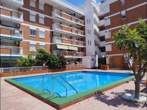 Salou Studio by Beach & Pool - AC - Free Parking