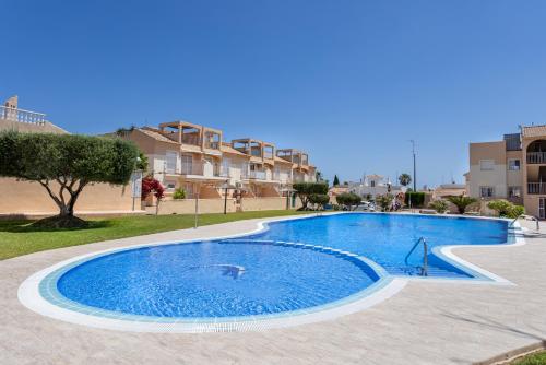 App Casa Marie-Pierre 4 pers Orihuela Costa met zwembad en parking