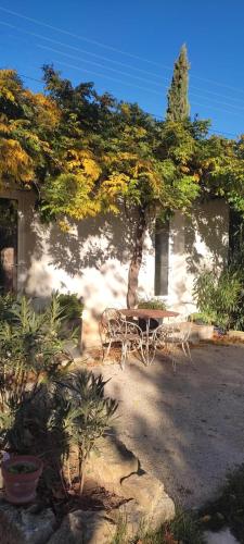 Les treilles de Provence, Gîte la glycine