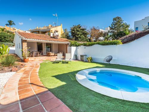 New house 80 m from the beach