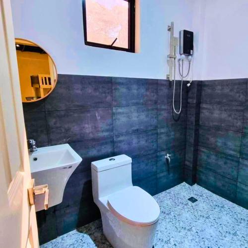 Ένα μπάνιο στο Casa Calungsod in San Juan, La Union