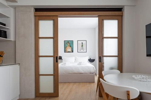 Heart of Athens Suites