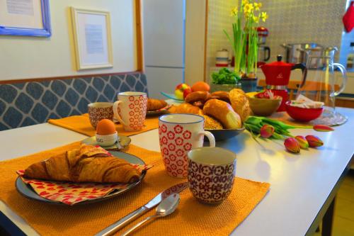 5-Zimmer-Appartement in historischer Privatvilla, Meran Zentrum, Kostenloser Parkplatz photo 3