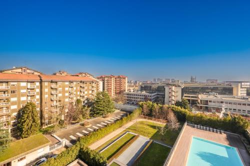 Giax Tower Residences - Pool, Spa & Gym - Multiple Apartments for Families & Groups - 15 Min from Duomo