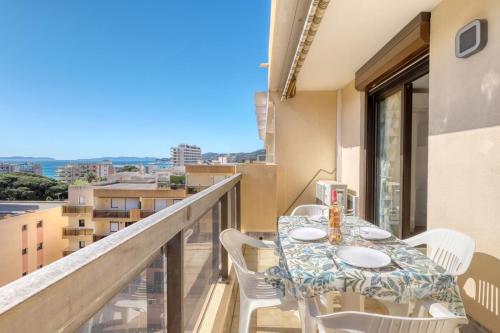 T2 200m from Lavandou beach classified 3