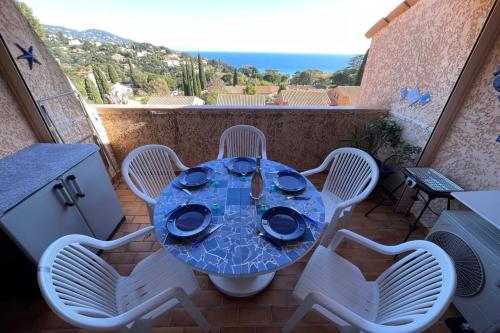 Duplex in Pramousquier - sea view