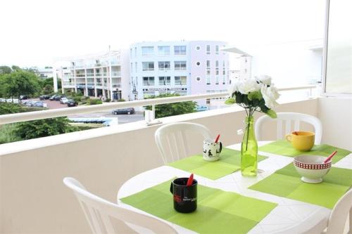 Appt Studio cabine LA ROCHELLE - LR030-A212